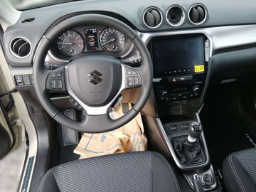 Car image 9