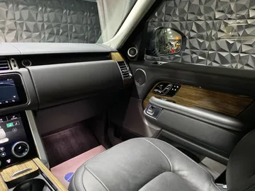 Car image 28