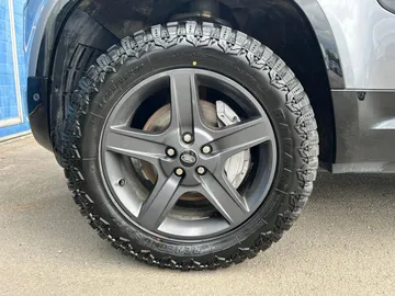 Car image 38