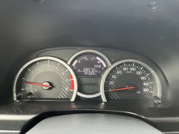 Car image 24