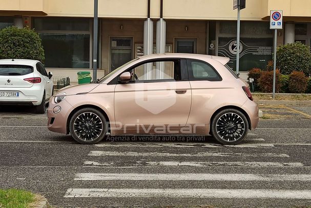 Fiat 500 e 70 kW image number 8