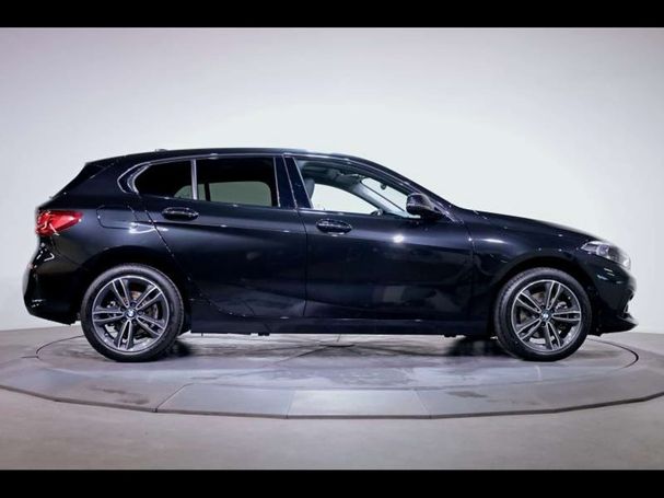 BMW 118i Sport Line 100 kW image number 3