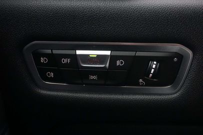 Car image 41