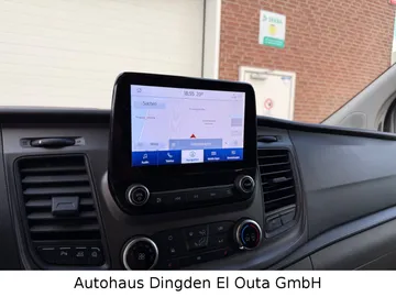 Car image 28