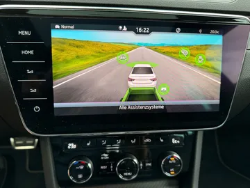 Car image 35