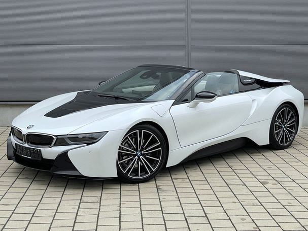 BMW i8 Roadster xDrive 275 kW image number 1