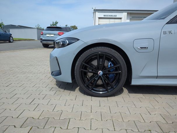 BMW 330 e Touring M Sportpaket 215 kW image number 14