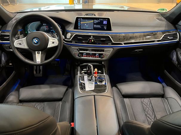 BMW 745e M Sport 290 kW image number 13