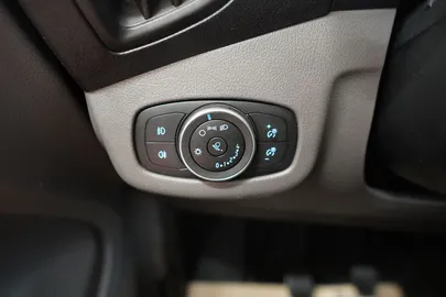 Car image 36
