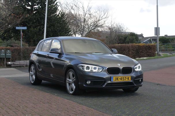 BMW 118i 100 kW image number 6