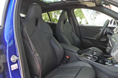 Car image 37