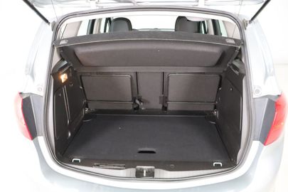 Car image 35