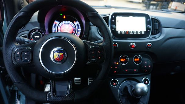 Abarth 695 132 kW image number 31