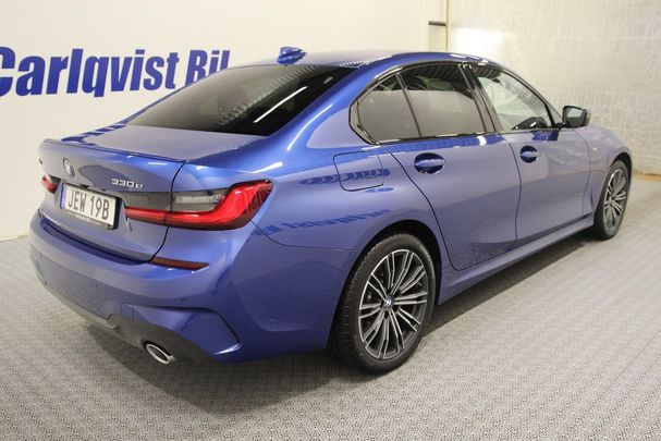 BMW 330 xDrive 185 kW image number 3