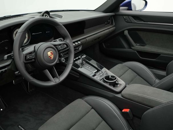 Porsche 992 Carrera GTS Cabrio 353 kW image number 7