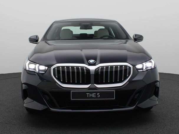 BMW 520i 140 kW image number 2