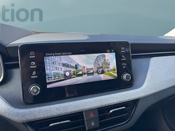 Car image 27