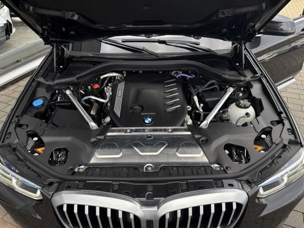 BMW X3 xDrive 210 kW image number 23