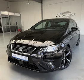 Car image 30