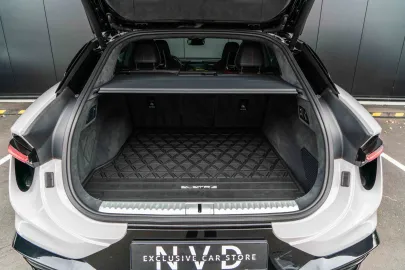 Car image 36