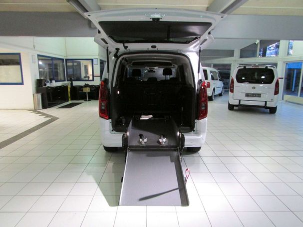 Toyota Proace City Verso 96 kW image number 1