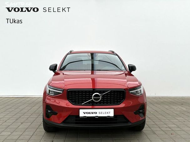 Volvo XC40 B3 Plus Dark 120 kW image number 5