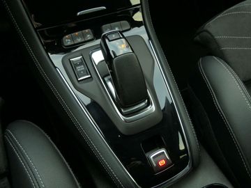 Car image 35