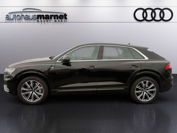 Audi Q8 55 TFSIe quattro S-line 300 kW image number 6