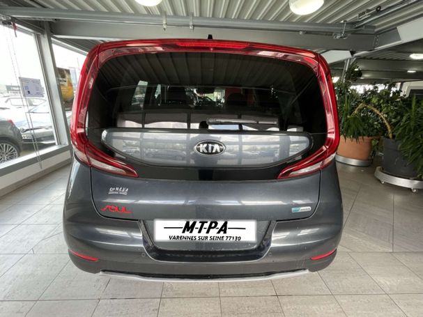 Kia Soul e 152 kW image number 16