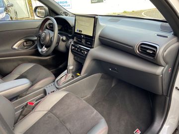 Car image 21