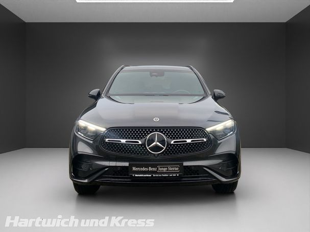 Mercedes-Benz GLC 300 e AMG Line 4Matic 230 kW image number 2