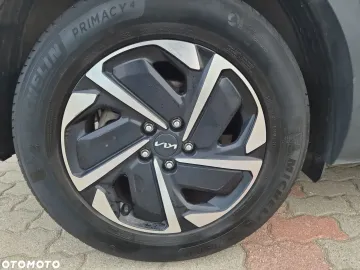 Car image 33