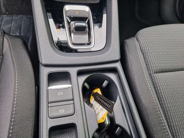 Car image 31