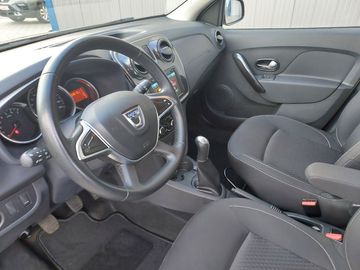 Car image 10