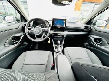 Car image 11