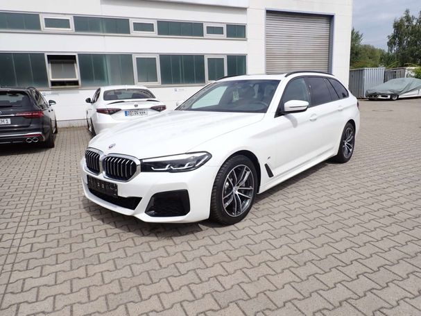 BMW 530i Touring 185 kW image number 1