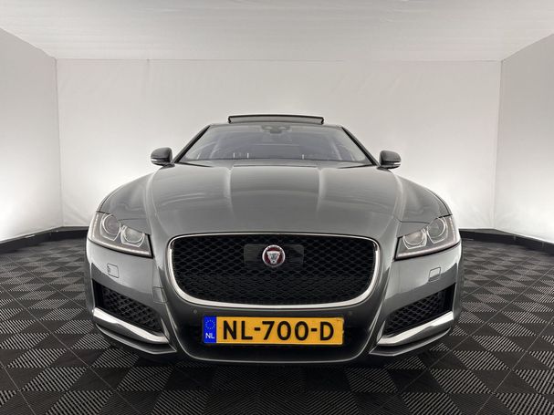 Jaguar XF 132 kW image number 3