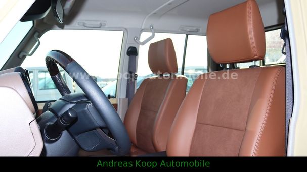 Toyota Land Cruiser 2.8 150 kW image number 11