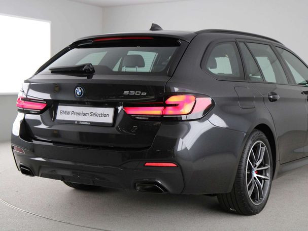 BMW 530 Touring 215 kW image number 19