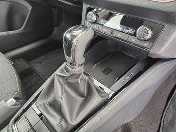 Car image 41