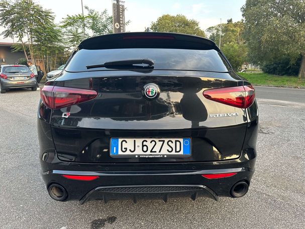 Alfa Romeo Stelvio 2.0 Turbo 206 kW image number 9