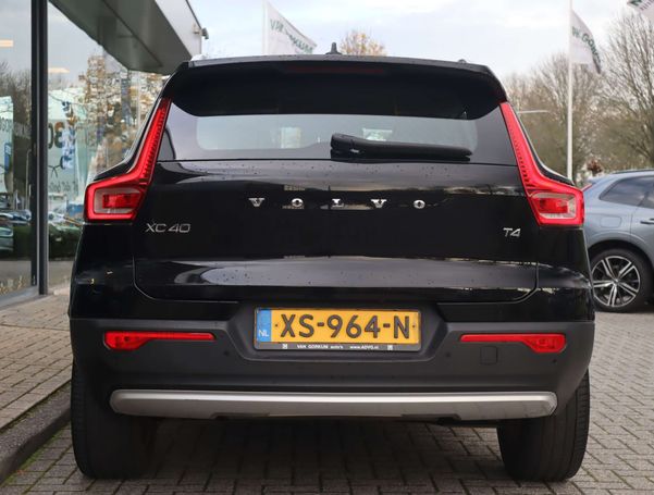 Volvo XC40 T4 Momentum 140 kW image number 22