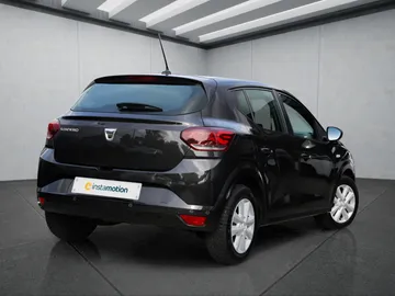 Car image 2