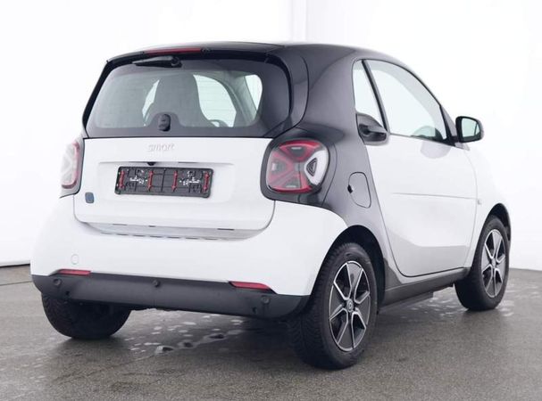 Smart ForTwo coupe EQ passion 60 kW image number 2