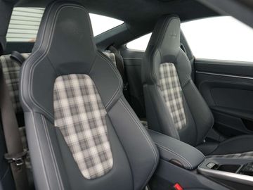 Car image 38