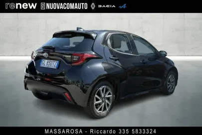 Car image 3