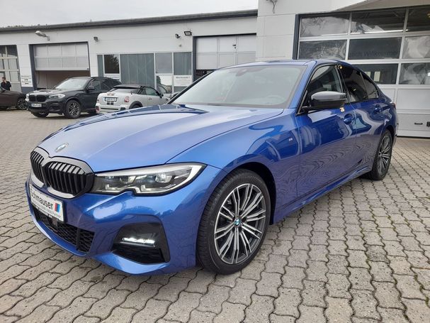 BMW 318i M Sport 115 kW image number 1