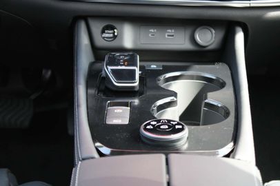 Car image 33