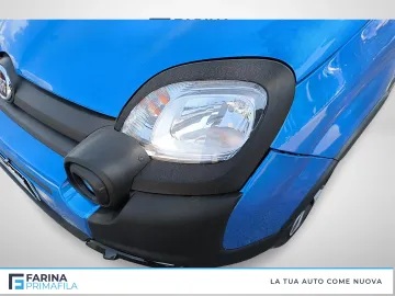Car image 24