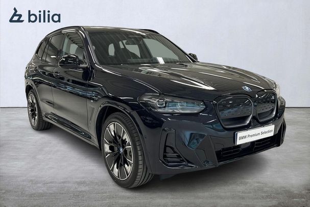 BMW iX3 M Sport 210 kW image number 17